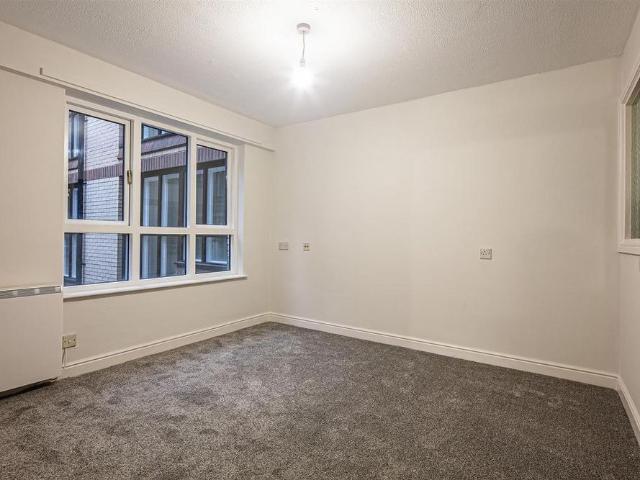 Apartment for rent in Lowfield, South Yorkshire