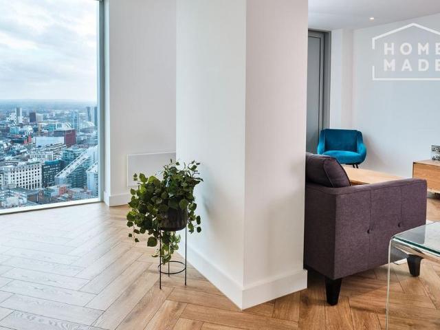 Apartment for rent in City Centre, Salford