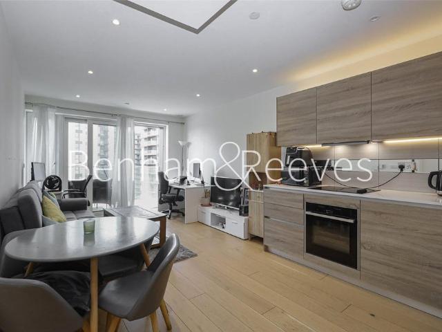Flat for rent in Greater London