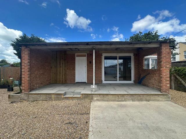 Flat for rent in Glenleigh Park, Heathlands