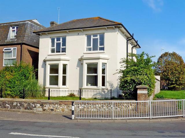 Flat for rent in Clapham, West Sussex