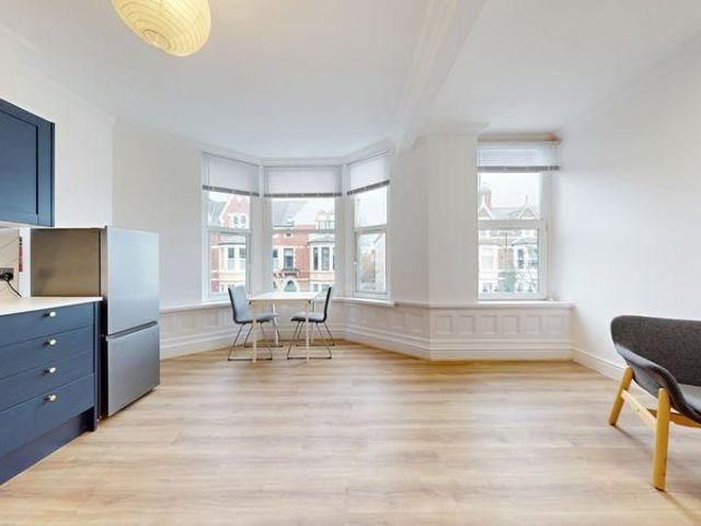 Apartment for rent in Plasnewydd, Cardiff