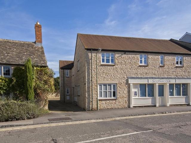 Flat for rent in Black Bourton, Oxfordshire