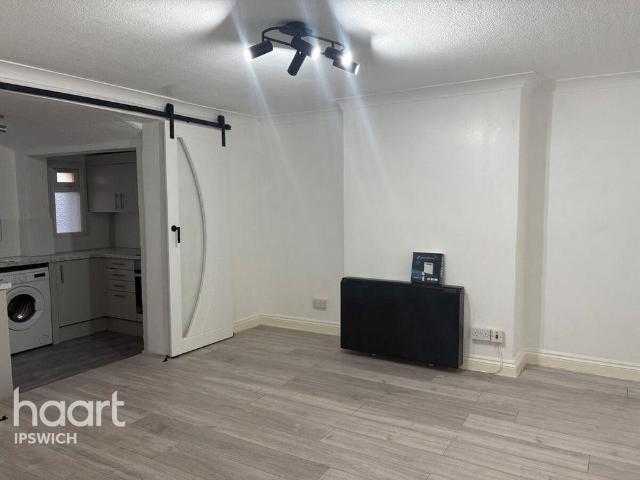 Apartment for rent in Key Street, Suffolk