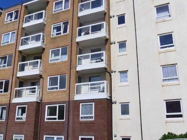 Flat for rent in Seaton, Budlake