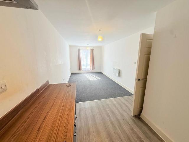 Apartment for rent in Yeovil, Somerset