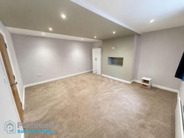 Apartment for rent in Highfields, Huddersfield