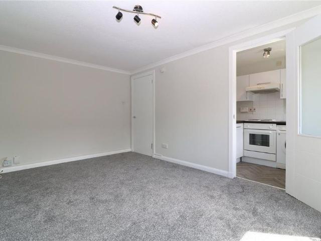 Apartment for rent in Maryhill Park, Kelvindale