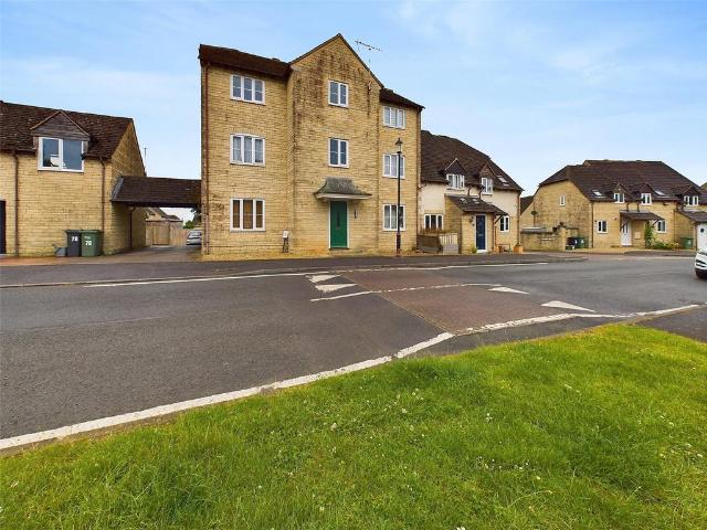 Flat for rent in School House, Gloucestershire