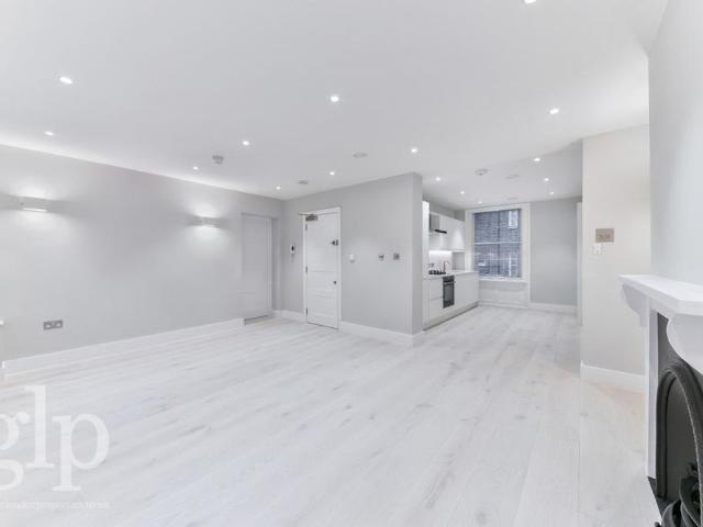Apartment for rent in Soho, Greater London