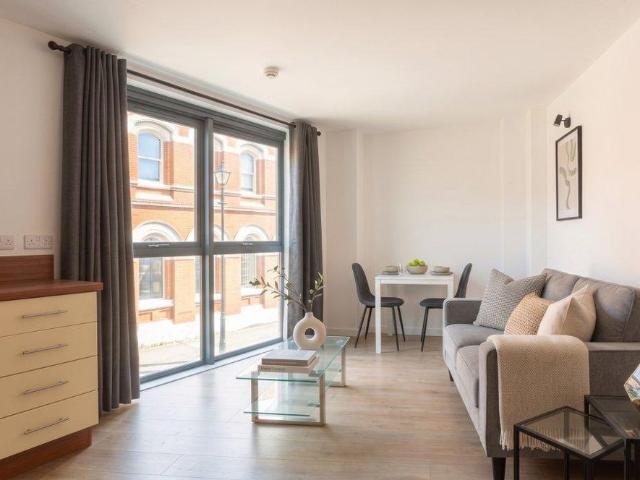 Apartment for rent in City Centre, Salford