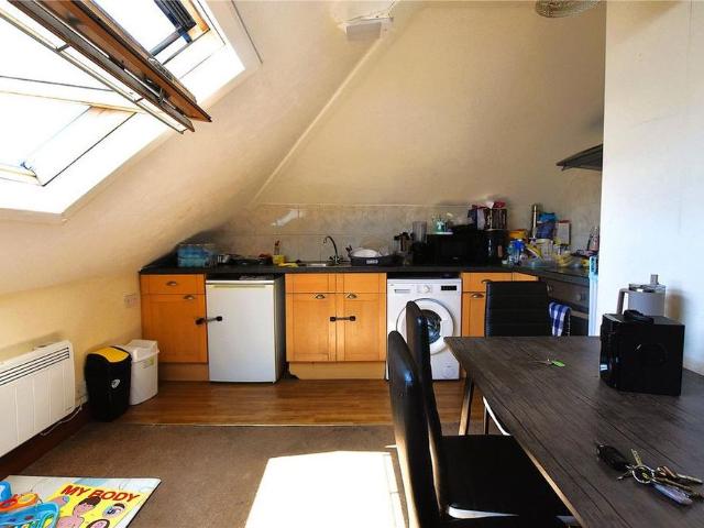 Apartment for rent in London Borough of Croydon, Thornton Heath