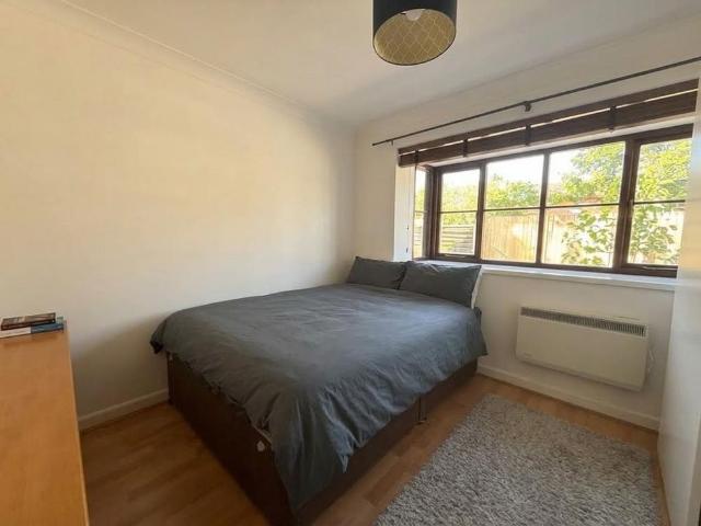 Apartment for rent in Bassett, Southampton