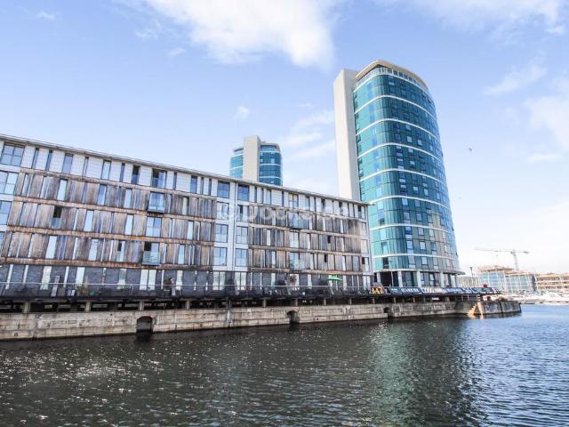 Flat for rent in Brompton, Gillingham