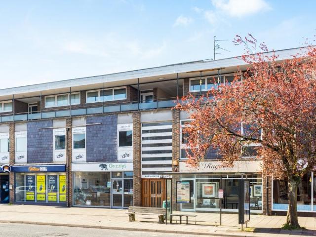 Flat for rent in New Town, Horsham