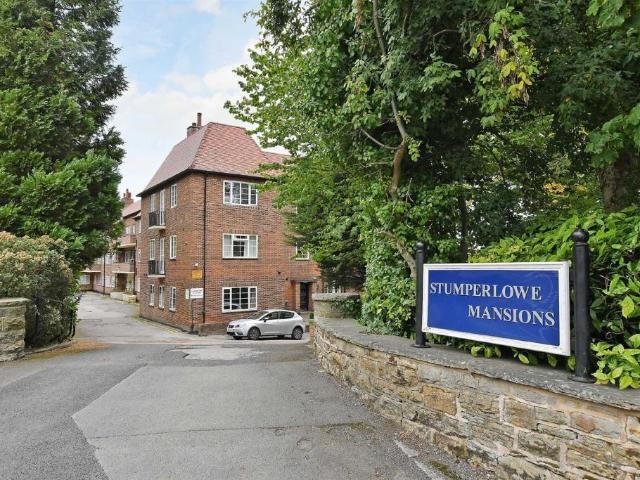 Flat for rent in Stumperlowe, Fulwood
