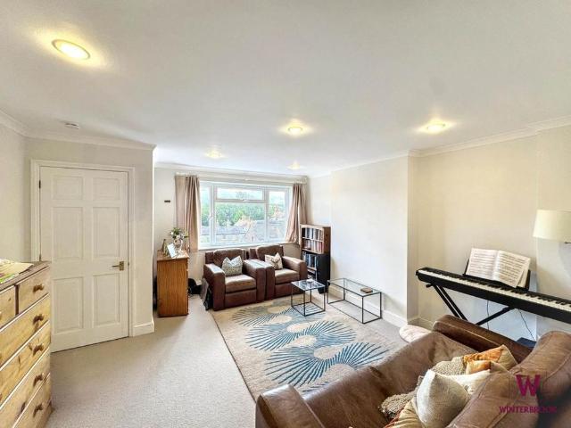 Apartment for rent in Berrick Salome, Oxfordshire