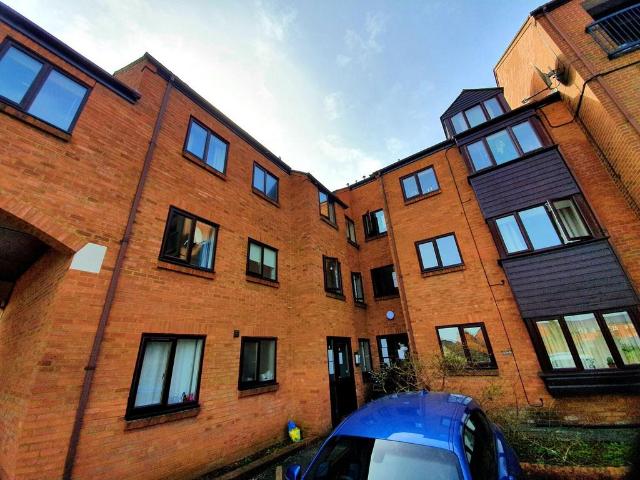 Flat for rent in Evershot, Oxfordshire