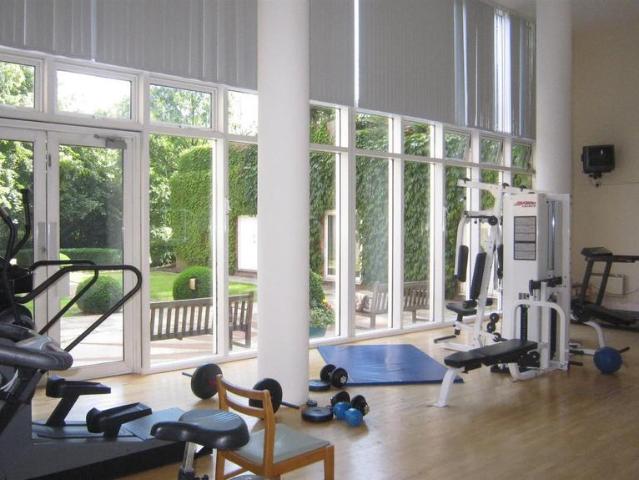 Flat for rent in St. John's Wood, Greater London