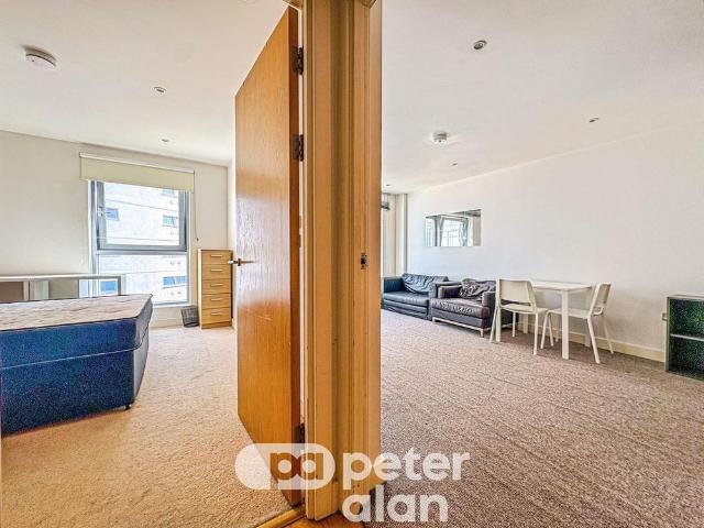 Apartment for rent in Falcon Lodge, Wales