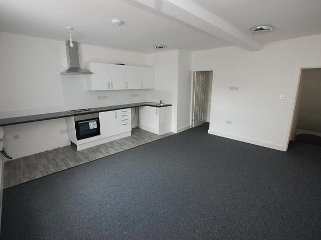 Flat for rent in Hurst, Greenheys