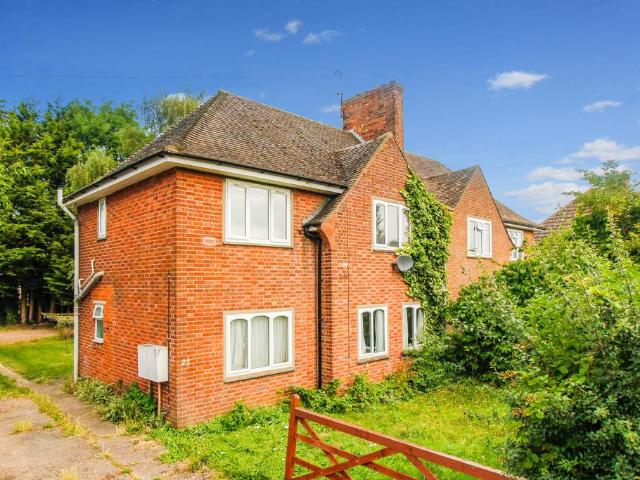 Flat for rent in Southcourt, Aylesbury