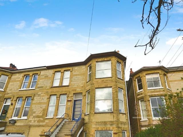 Flat for rent in Ventnor, Cowlease