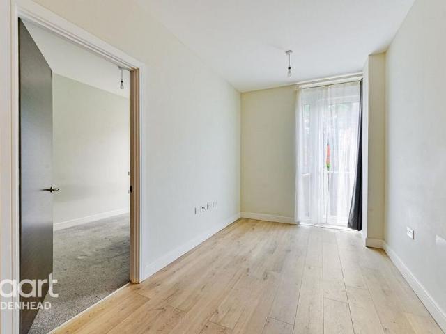 Apartment for rent in Maidenhead