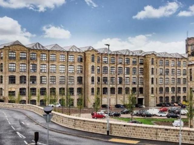 Flat for rent in Batley, West Yorkshire