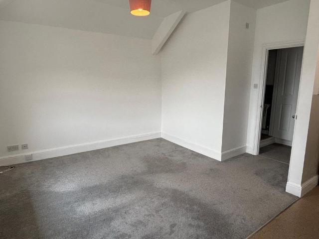 Apartment for rent in Upton, Babbacombe
