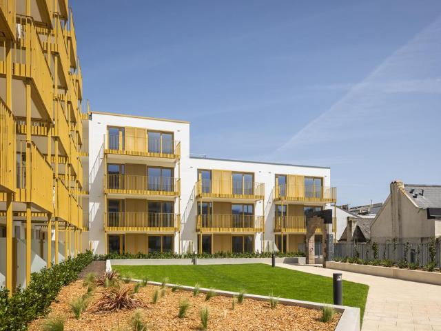 Flat for rent in St Helier, Greater London