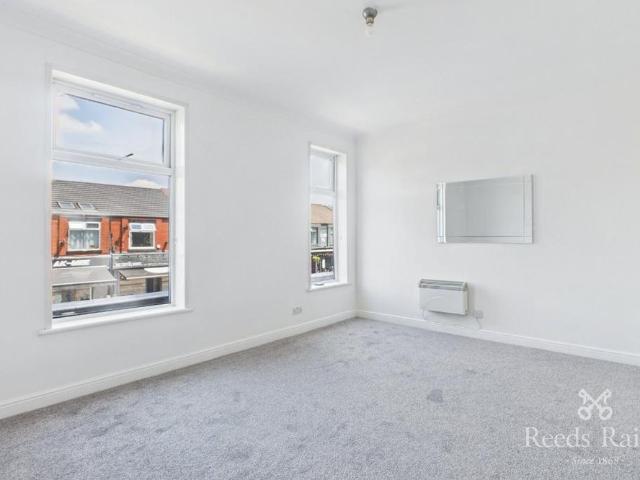 Apartment for rent in City Centre, Georgia