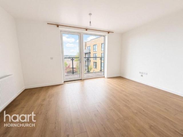 Apartment for rent in London Borough of Havering, Greater London