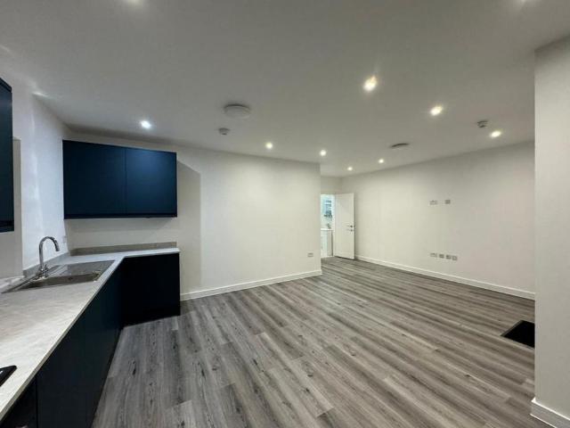 Apartment for rent in Flackwell Heath, Buckinghamshire