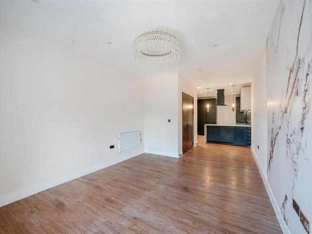 Apartment for rent in Crossflatts, West Yorkshire