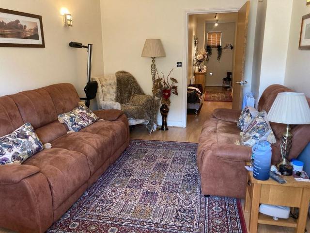 Apartment for rent in Raffles