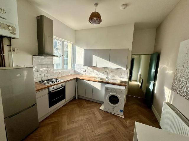 Flat for rent in Greenbank, Mount Wise