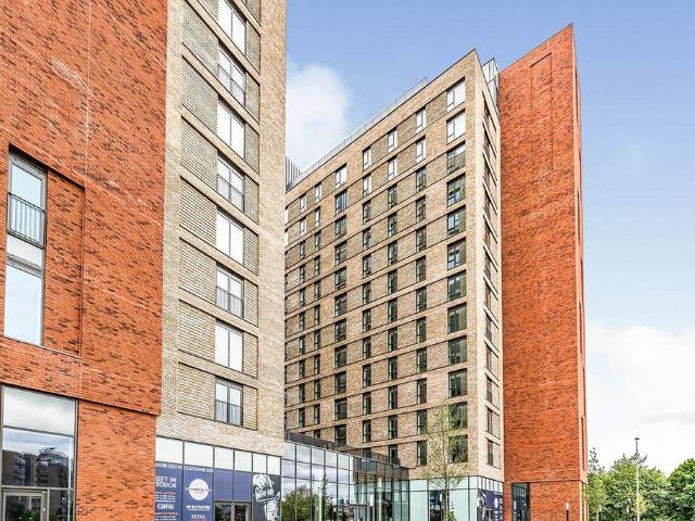 Flat for rent in Wharfside, Trafford Park