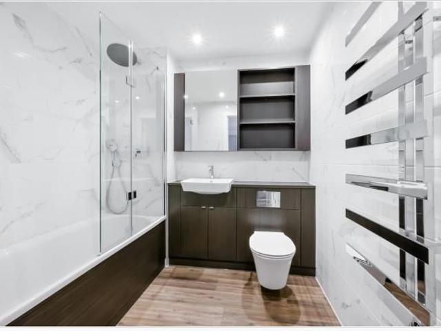 Apartment for rent in North Kensington, Isle Of Man