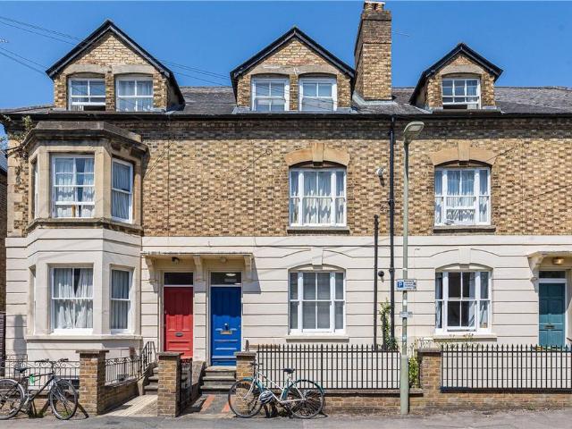 Flat for rent in The Slade, Oxfordshire