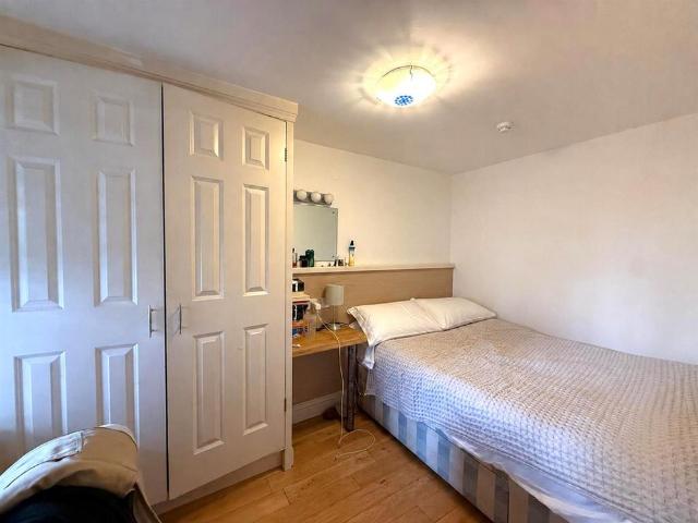 Apartment for rent in Watergate, Devon