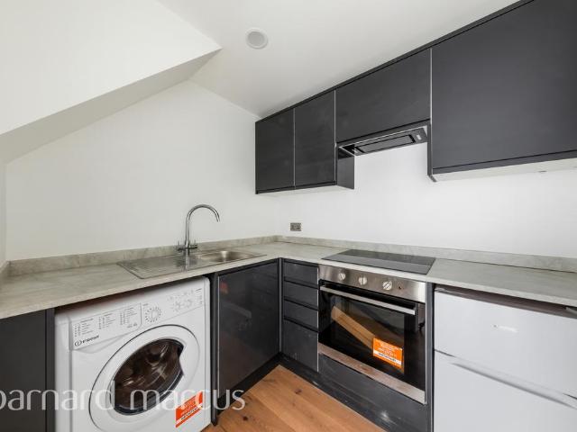 Flat for rent in London Borough of Croydon, South Norwood