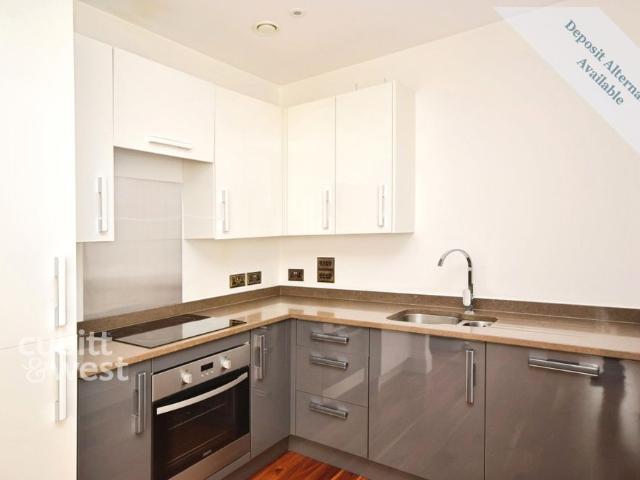 Apartment for rent in Reigate, Reigate and Banstead