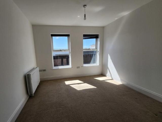 Apartment for rent in Talbot Village, Bournemouth