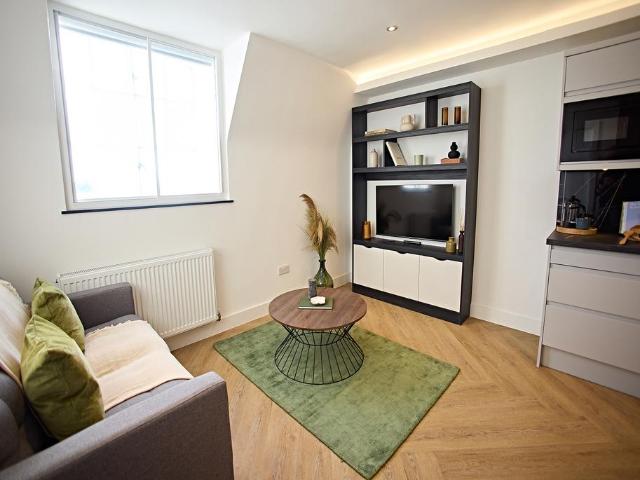 Flat for rent in Leylands, West Yorkshire