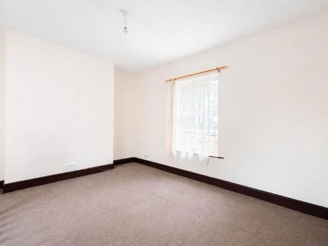 Apartment for rent in The Dales, Key Street