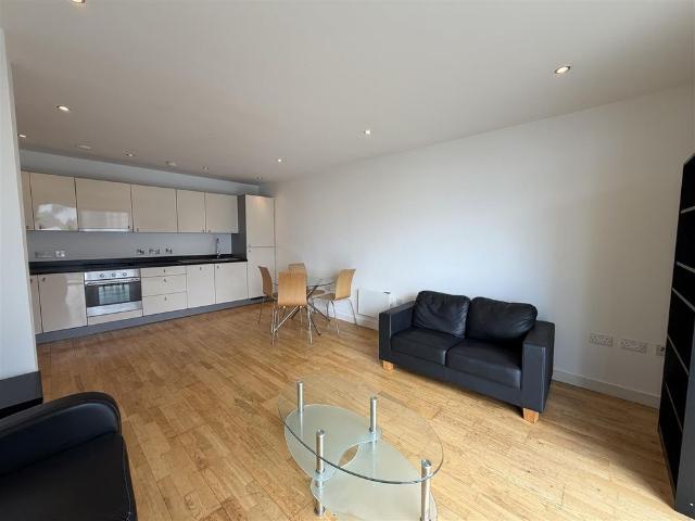 Apartment for rent in Pride Quarter, Liverpool