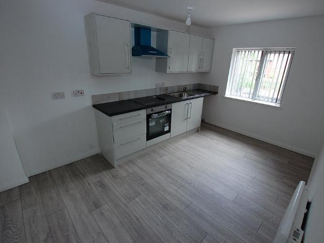 Flat for rent in Hurst, Greenheys