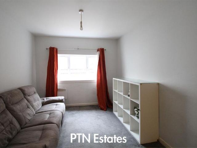 Apartment for rent in Pensnett, West Midlands