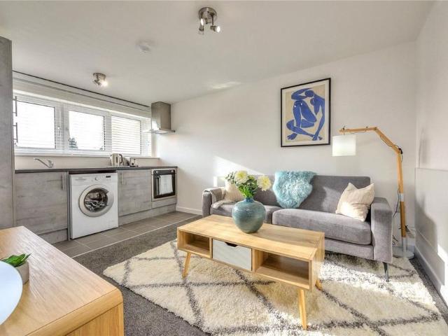 Apartment for rent in Leegomery, Telford